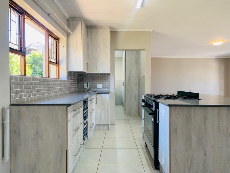 3 Bedroom Property for Sale in Wavecrest Eastern Cape